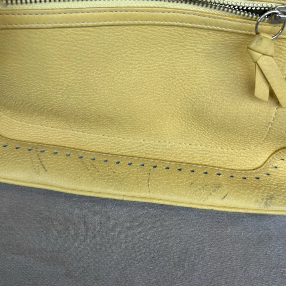 Coach  Distressed Pebbled Leather Satchel‎ Purse 12 X 9 X 4.5